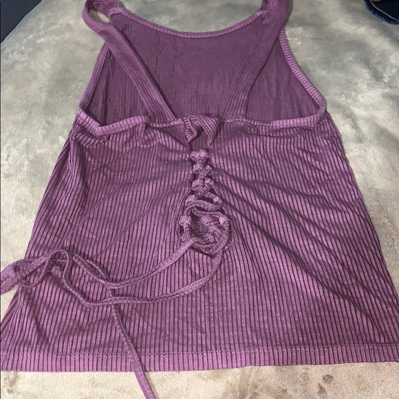 Bundle of 3 AE ribbed tanks - Picture 2 of 7